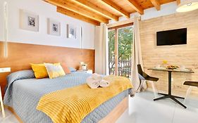 Apartamento De Diseno En La Plaza Del Carmen F1